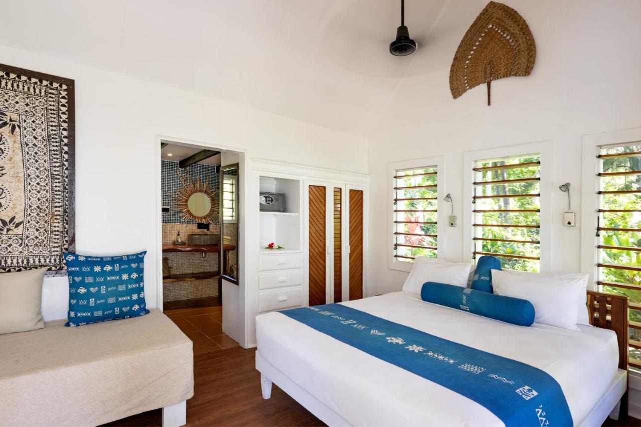 Oarsman'S Bay Lodge Naisisili Eksteriør billede