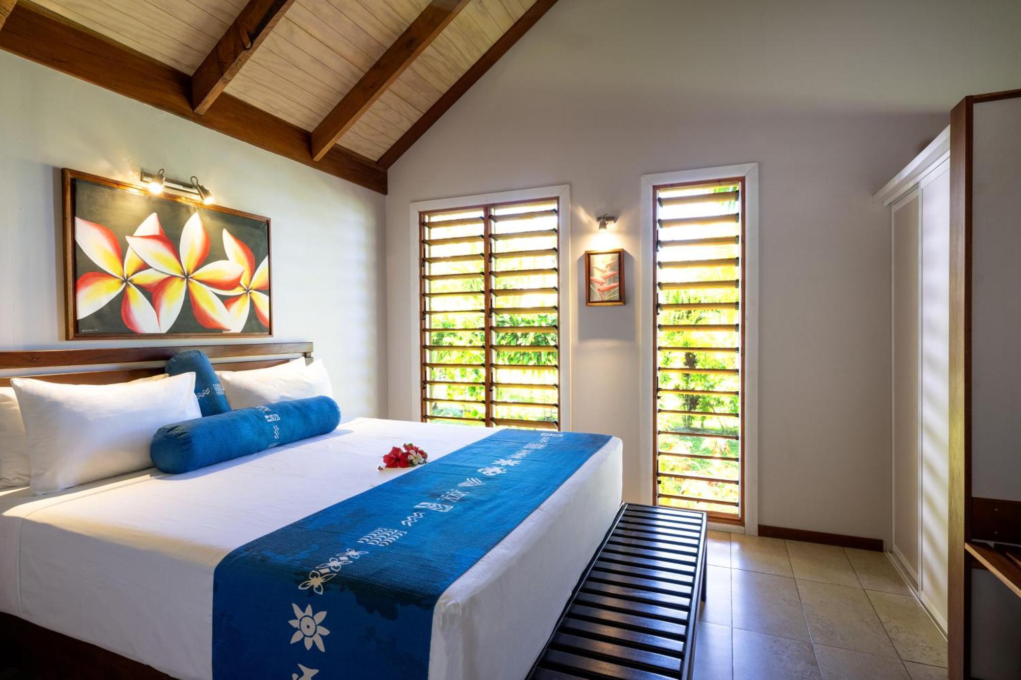 Oarsman'S Bay Lodge Naisisili Eksteriør billede